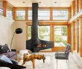 Пристенный дровяной камин Heterofocus 1400 с защитным экраном в Владивостоке