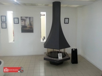 Дровяной камин EOLIA 907 центральный, со стеклом в Владивостоке